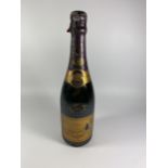 1 X 75CL BOTTLE - VEUVE CLICQUOT 1982 BRUT CHAMPAGNE