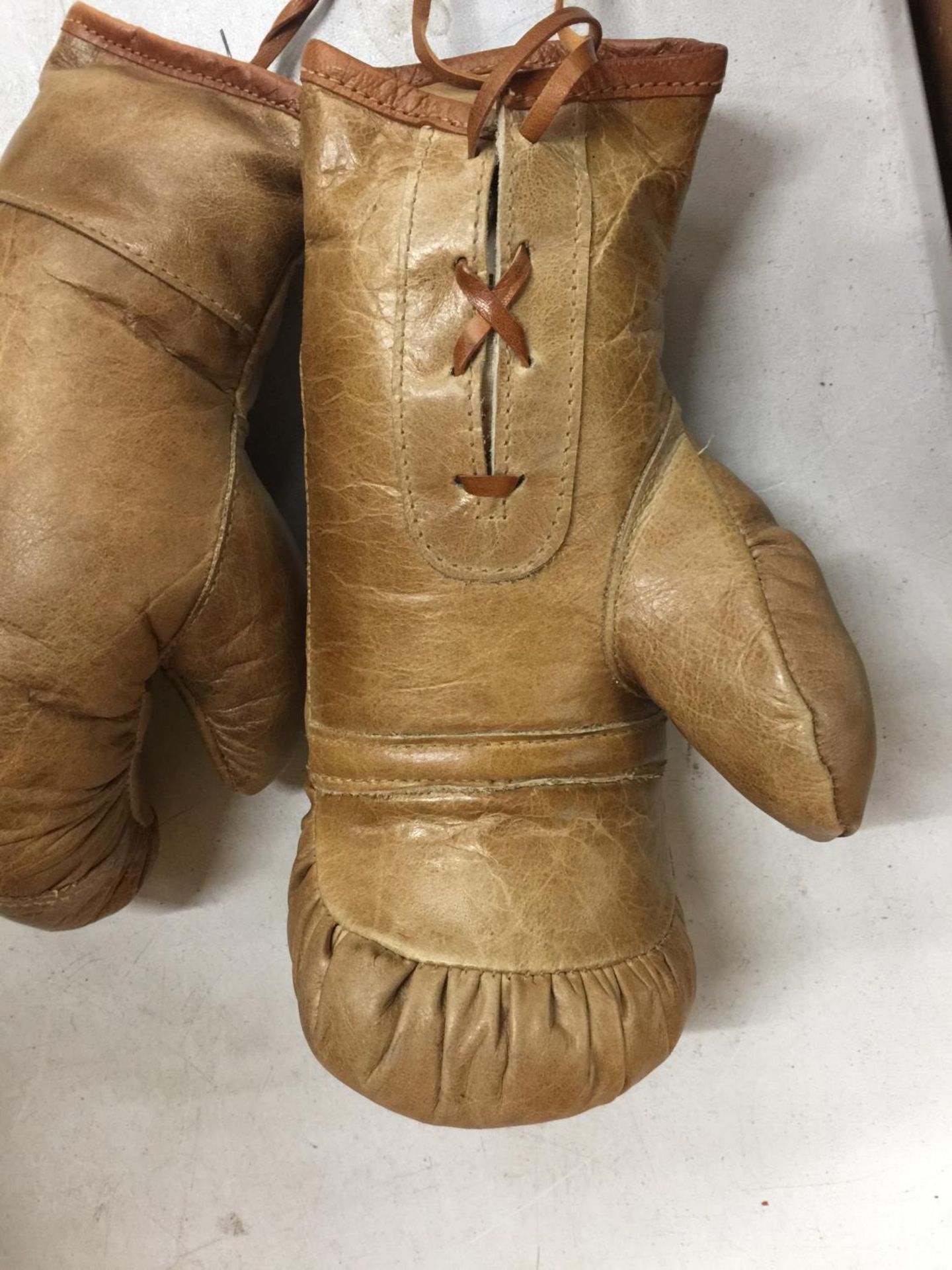 A PAIR OF VINTAGE BOXING GLOVES - Image 3 of 3
