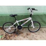 AN ACE 360 BMX BIKE