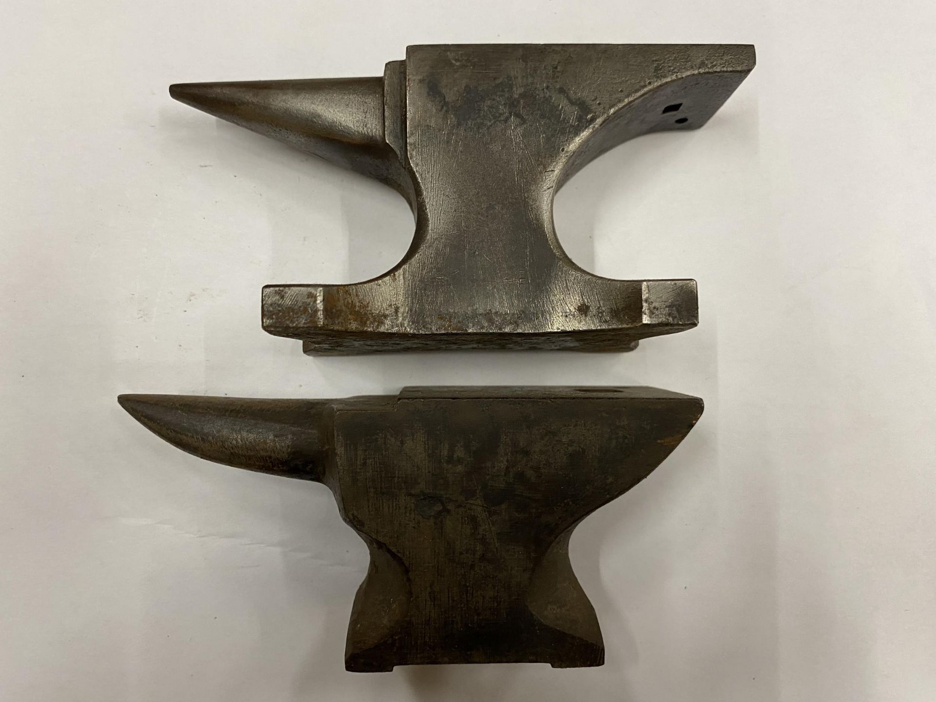 TWO MINIATURE HEAVY SAMPLE ANVILS