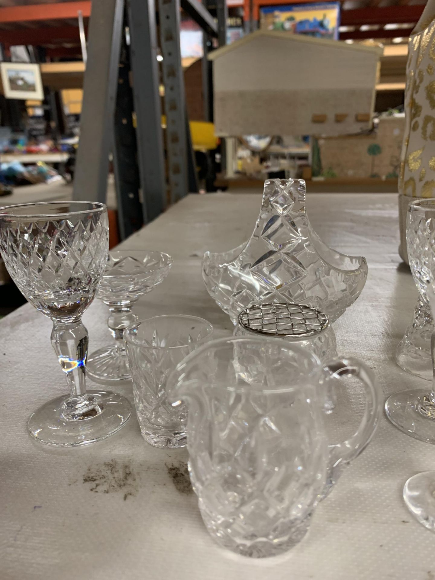 A QUANTITY OF MINIATURE CUT GLASS CRYSTAL ITEMS TO INCLDE POSY BOWL, BELL, VASES, JUG, GLASSES, ETC - Image 2 of 3