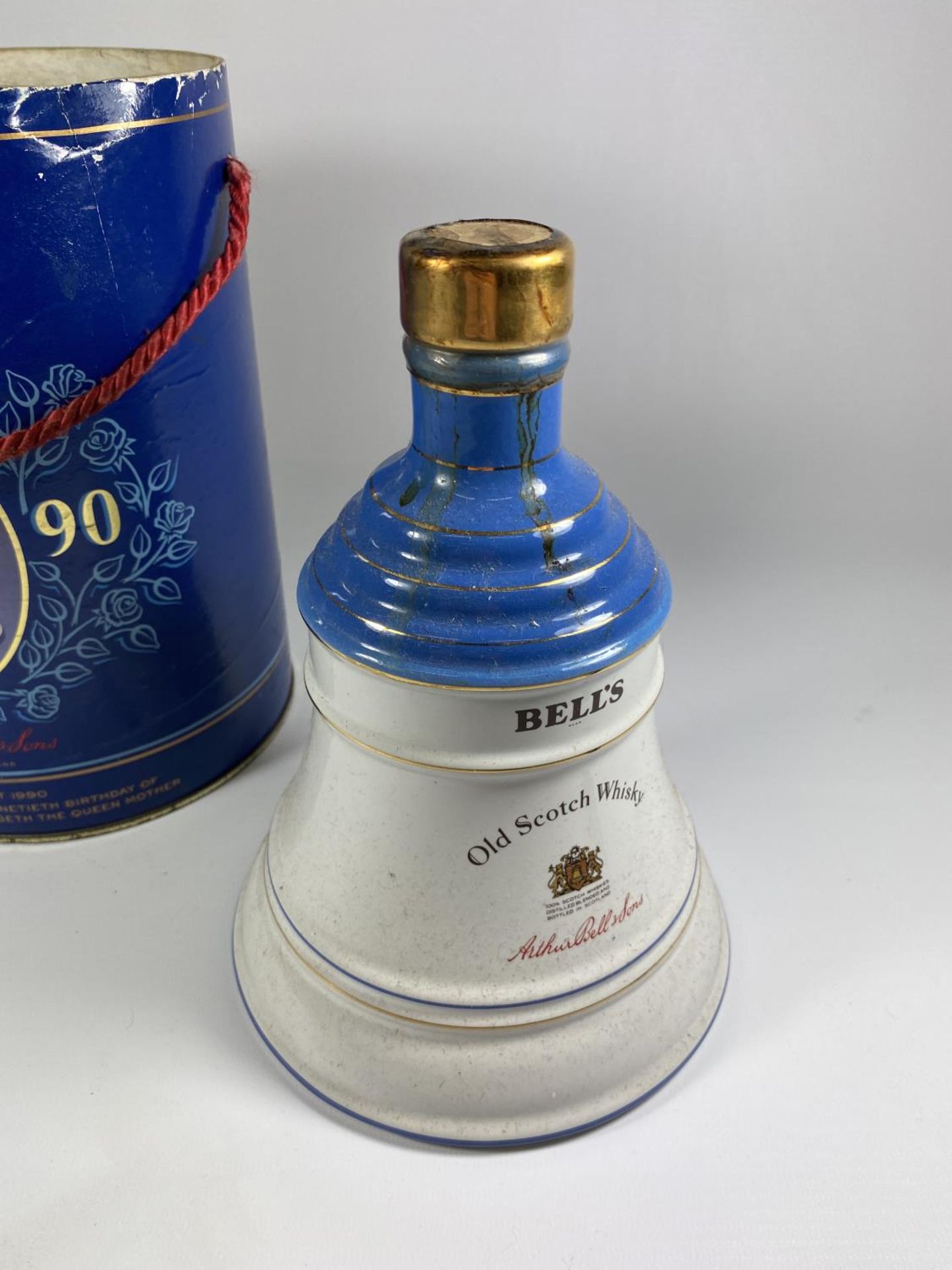 1 X BOXED BOTTLE - BELL'S 1990 QUEEN MOTHER WHISKY (NO BOX LID) - Image 3 of 3