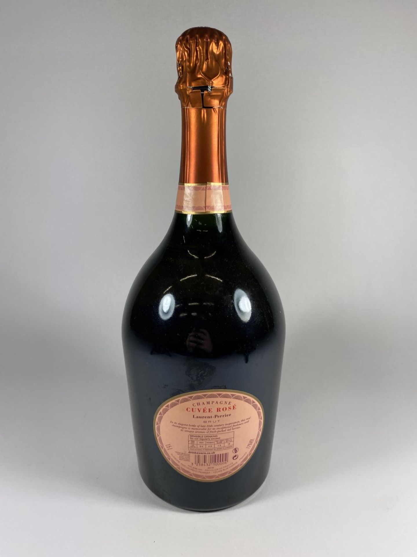 1 X 1.5L MAGNUM BOTTLE - LAURENT PERRIER CUVEE ROSE CHAMPAGNE - Bild 4 aus 4