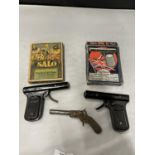 THREE VINTAGE TINPLATE TOY GUNS TO INCLUDE TWO BOXED EXAMPLES
