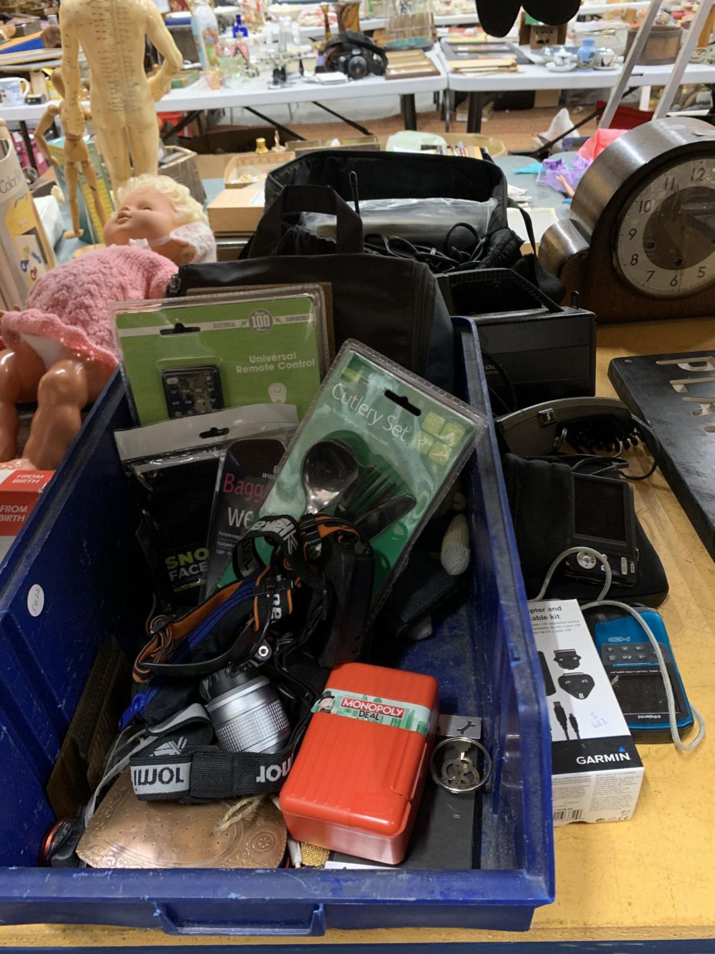 A MIXED LOT TO INCLUDE VARIOUS ITEMS TO INCLUDE CAMERA'S, MOTOROLA PHONE AND CHARGER, CUTLERY