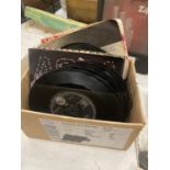 A QUANTITY OF 45RPM SINGLE RECORDS TO INCLUDE ABBA, THE MONKEES, ELVIS, ETC