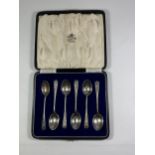 A BOXED SET OF SIX HALLMARKED SILVER SPOONS, PIDDUCKS OF HANLEY