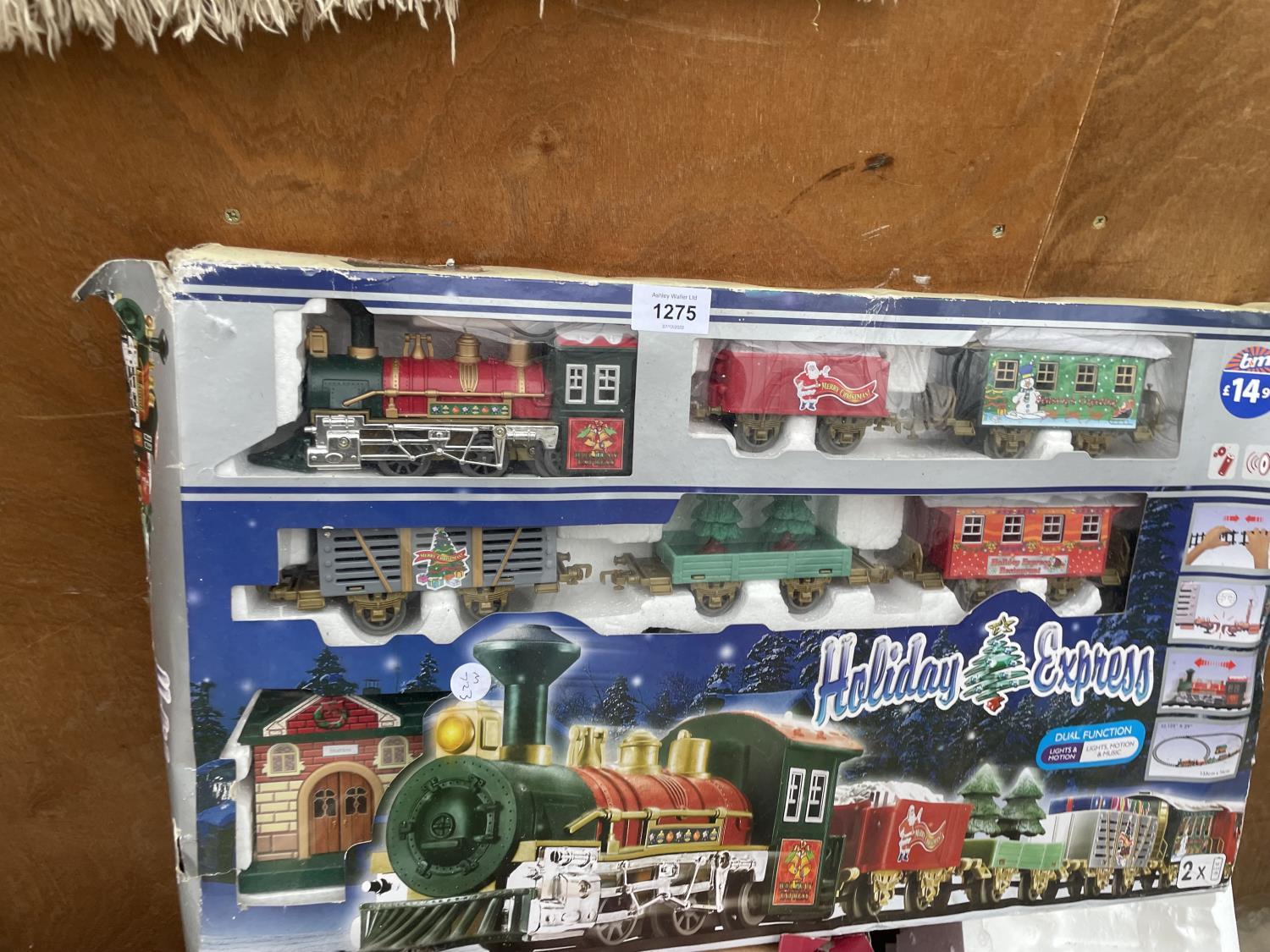 A LARGE ASSORTMENT OF CHRISTMAS DECORATIONS TO INCLUDE A LIGHT UP TRAIN, A HOLIDAY EXPRESS TRAIN - Image 2 of 4