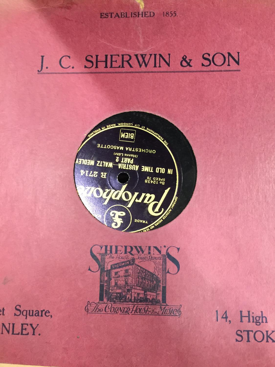 A COLLECTION OF 78RPM RECORDS IN A CASE TO INCLUDE EVERY DAY IS MOTHER'S DAY, THE ROSARY, ETERNALLY, - Image 2 of 4