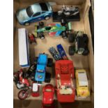 AN ASSORTMENT OF DIECAST AND TOY VEHICLES