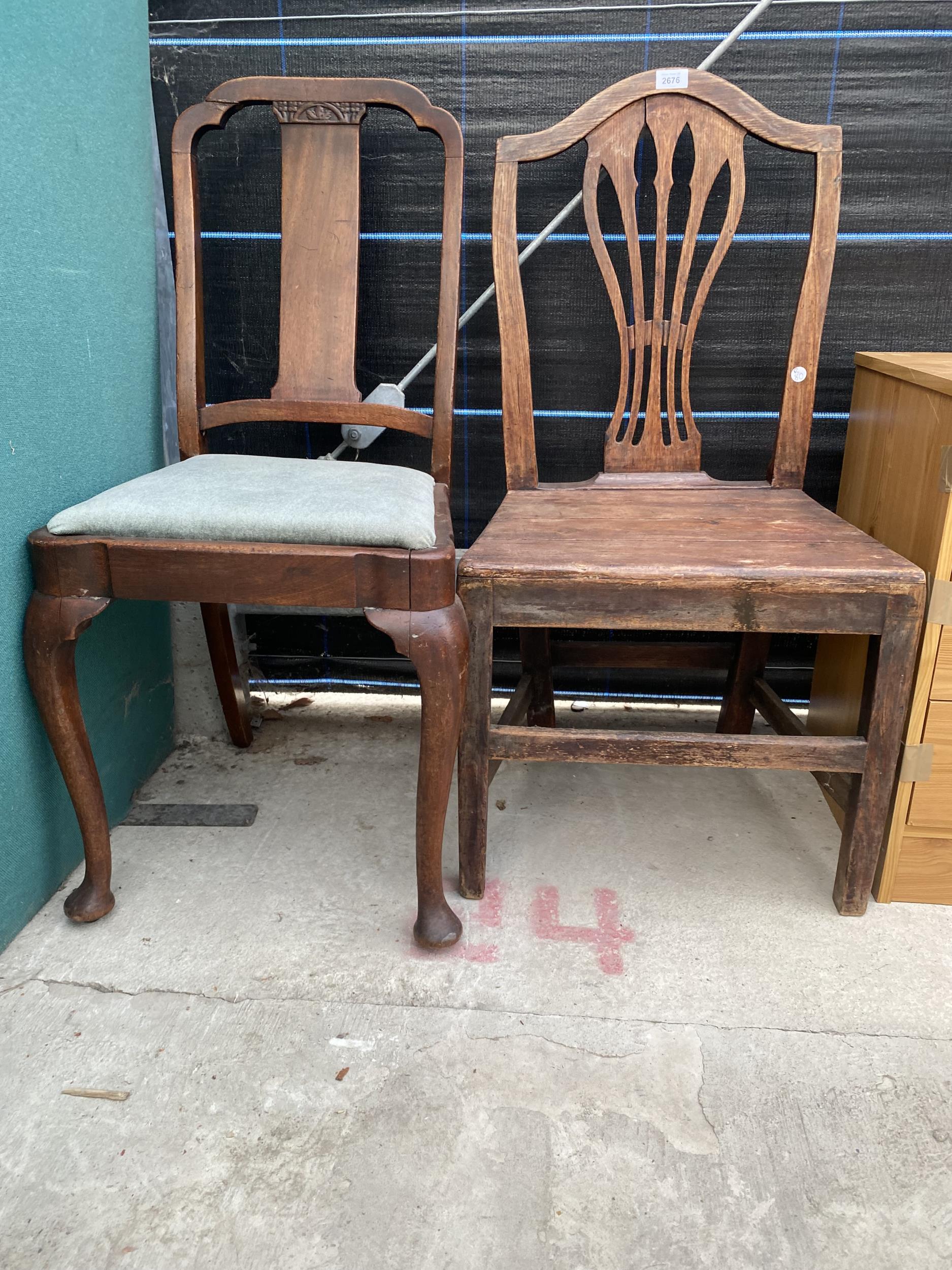 A 19TH CENTURY ELM AND BEECH SPLAT BACK CHAIR AND QUEEN ANNE STYLE CHAIR - Image 2 of 2