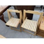 A PAIR OF MODERN FOLDING CHAIRS