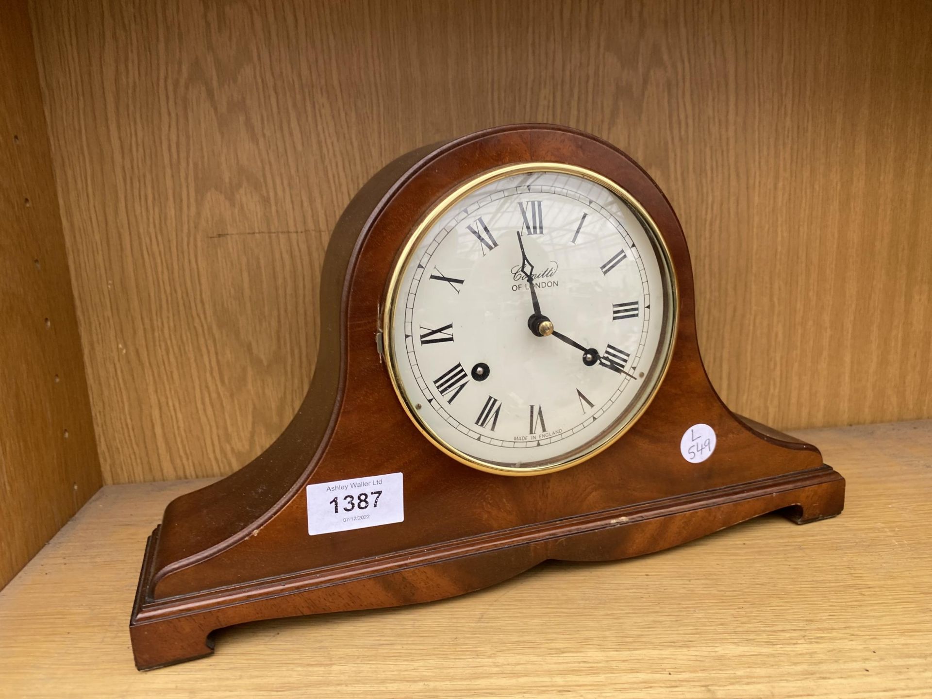 A COMITTI OF LONDON MAHOGANY CASED CHIMING MANTLE CLOCK - BELIEVED IN WORKING ORDER BUT NOT WARRANTY