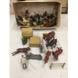 A QUANTITY OF VINTAGE METAL FARM YARD TOYS TO INCLUDE BLACKSMITH'S FORGE, DOG KENNEL, FENCES,