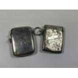 TWO HALLMARKED SILVER VESTA CASES TO INCLUDE A CHESTER EXAMPLE, TOTAL WEIGHT 53G