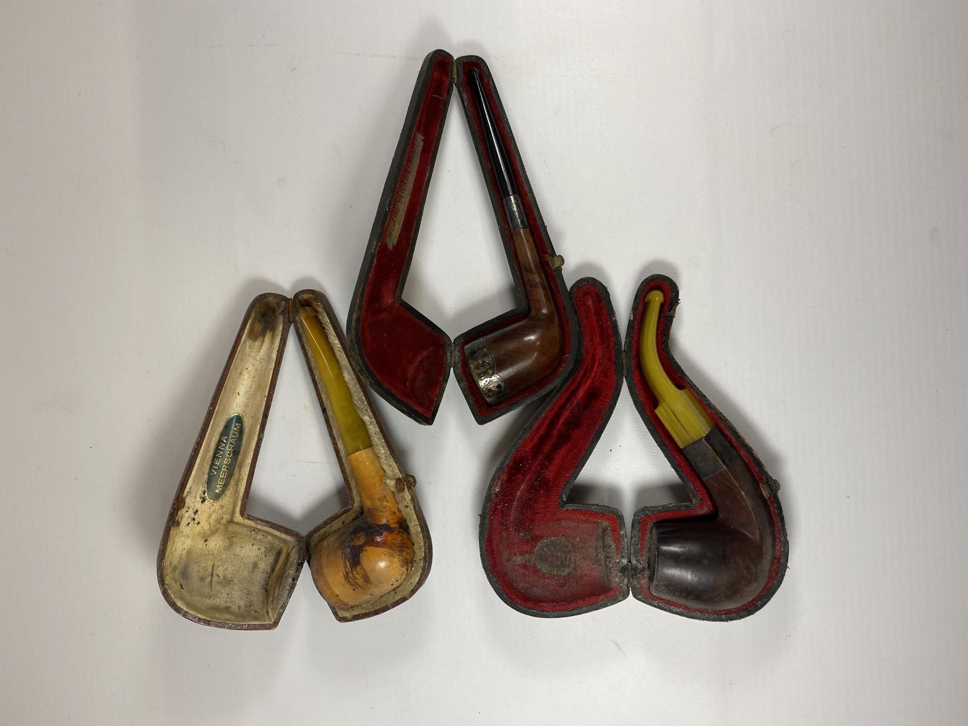 THREE VINTAGE PIPES TO INCLUDE A HALLMARKED SILVER EXAMPLE, MEERSHAM ETC