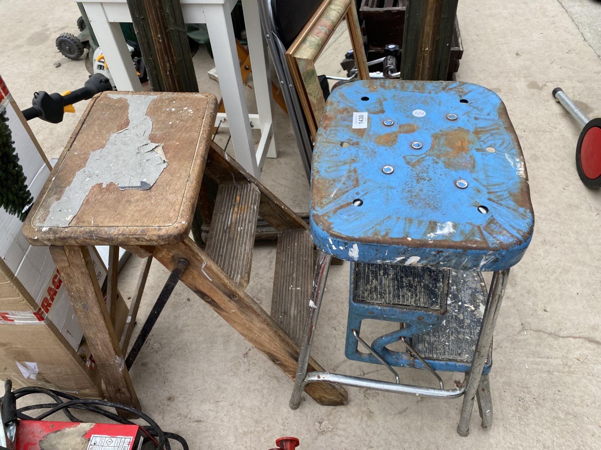 A VINTAGE WOODEN STEP STOOL AND A RETRO FOLDING STEP STOOL - Image 2 of 3