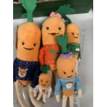 FIVE PLUSH TOYS KEVIN AND KATIE THE CARROT WITH FAMILY