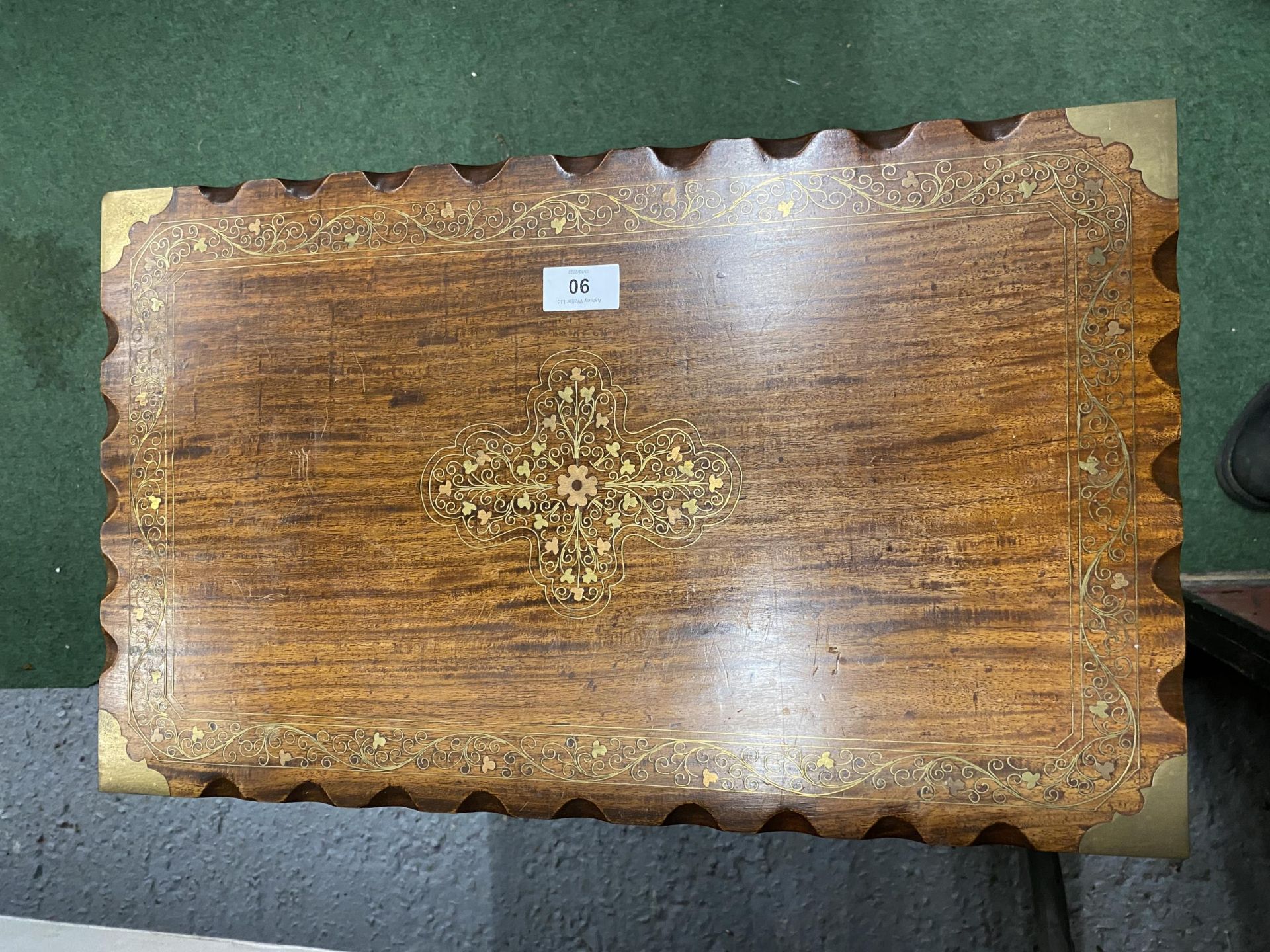 A BRASS INLAID WOODEN SIDE TABLE - Image 2 of 2