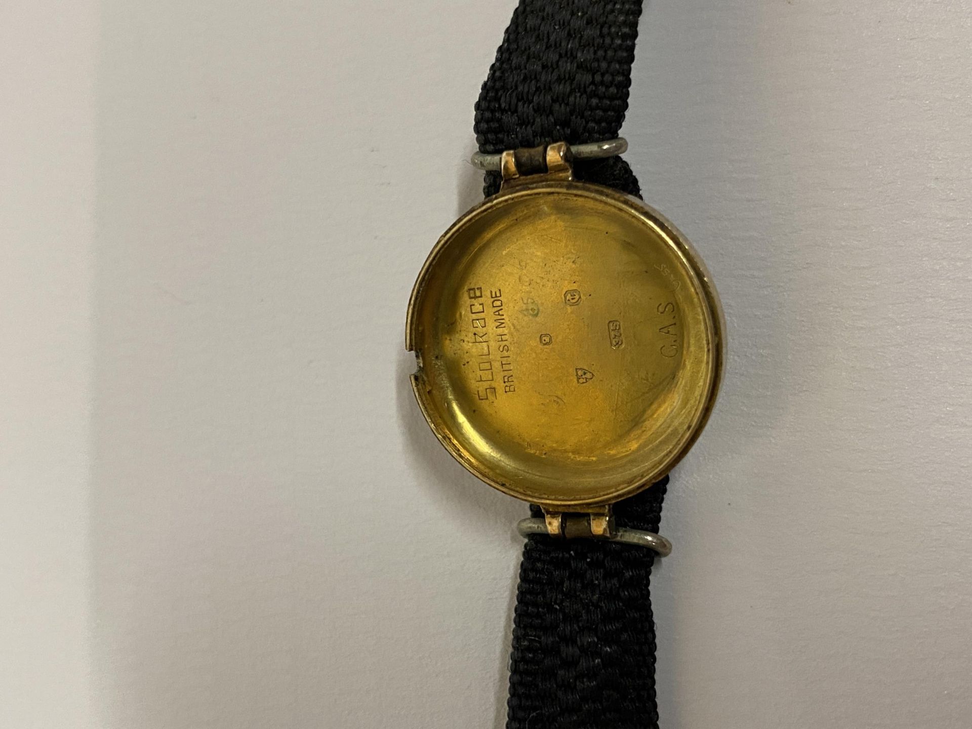 A VINTAGE 9CT YELLOW GOLD CASED ROTARY WATCH - Image 2 of 2