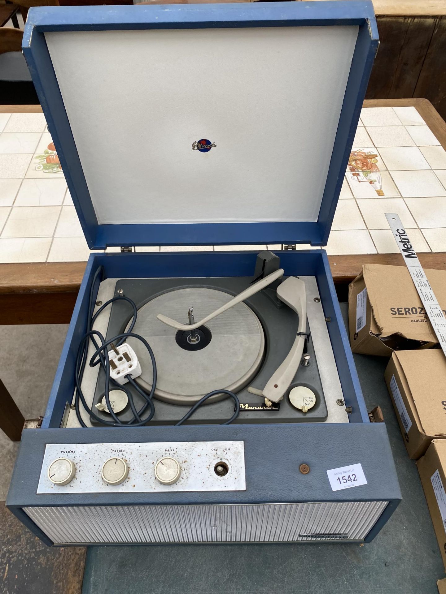 A MARCONIPHONE RECORD PLAYER - Bild 2 aus 3