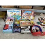 AN ASSORTMENT OF VINTAGE AND RETRO BOARD GAMES TO INCLUDE MOUSE TRAP AND BULL CHASE ETC