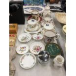 A QUANTITY OF MINTON, ROYAL WORCESTER, AYNSLEY, ETC TO INCLUDE PIN TRAYS, CUPS, SAUCERS, EGG