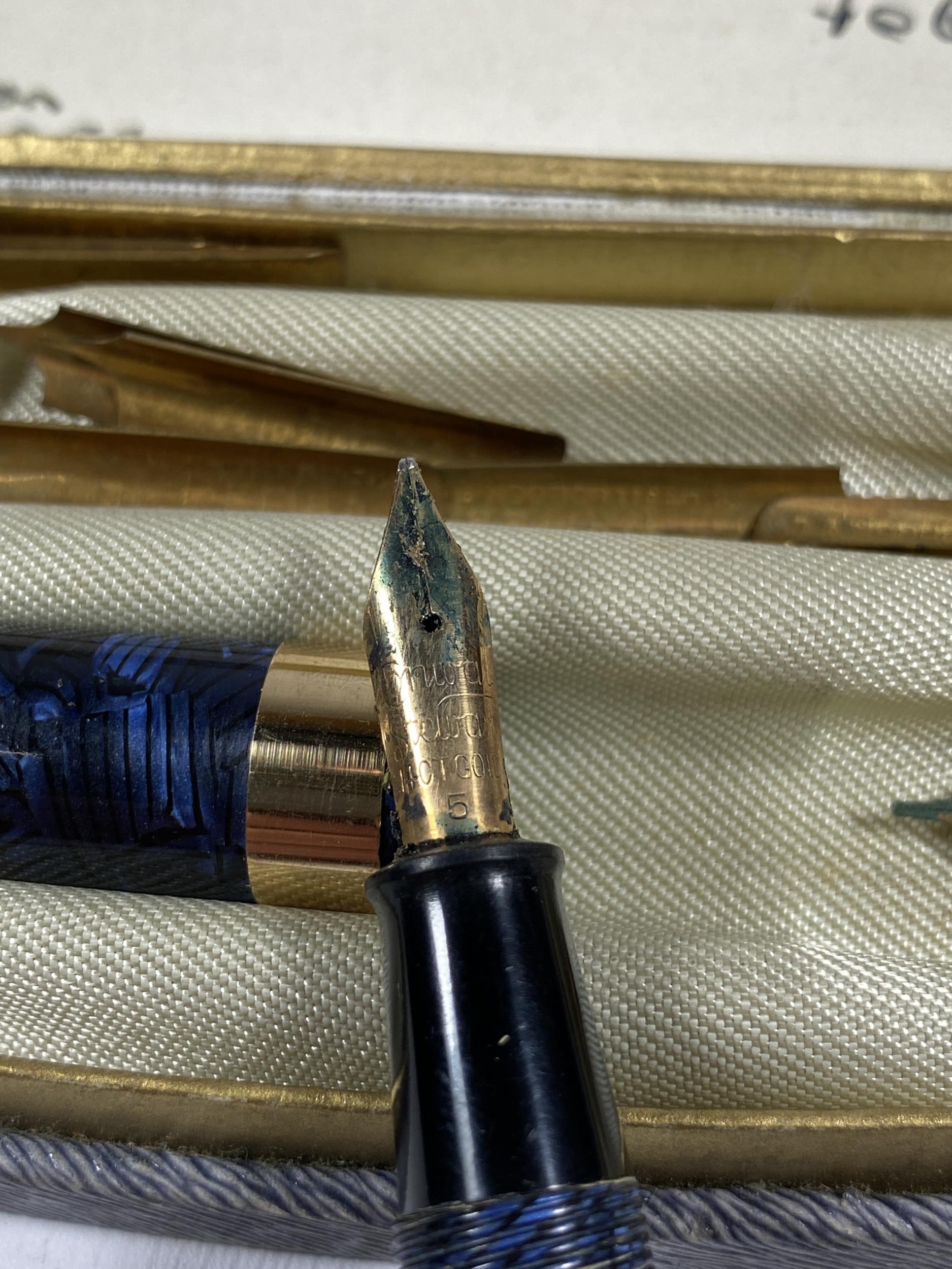 A VINTAGE BOXED CONWAY 14CT YELLOW GOLD NIBBED PEN - Image 2 of 2