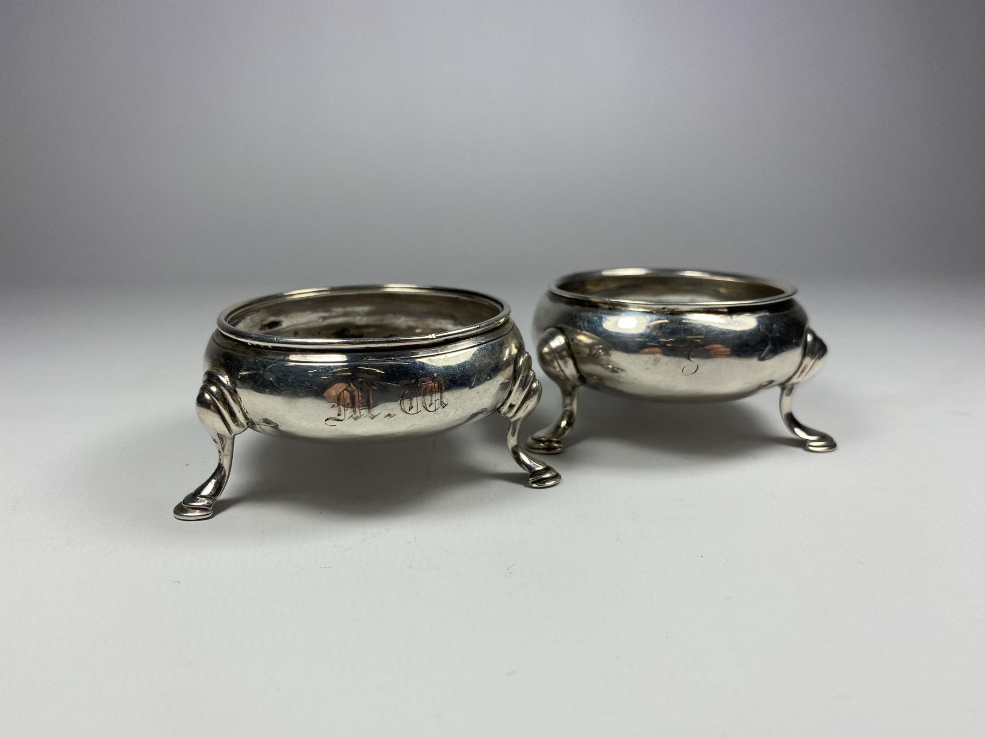 A PAIR OF HALLMARKED SILVER OPEN SALTS