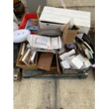 AN ASSORTMENT OF HOUSEHOLD CLEARANCE ITEMS TO INCLUDE BOOKS AND A CLOCK ETC