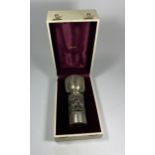 A BOXED 1976 AURUM HALLMARKED SILVER LIMITED EDITION COMMEMORATIVE CUP, WEIGHT 327G