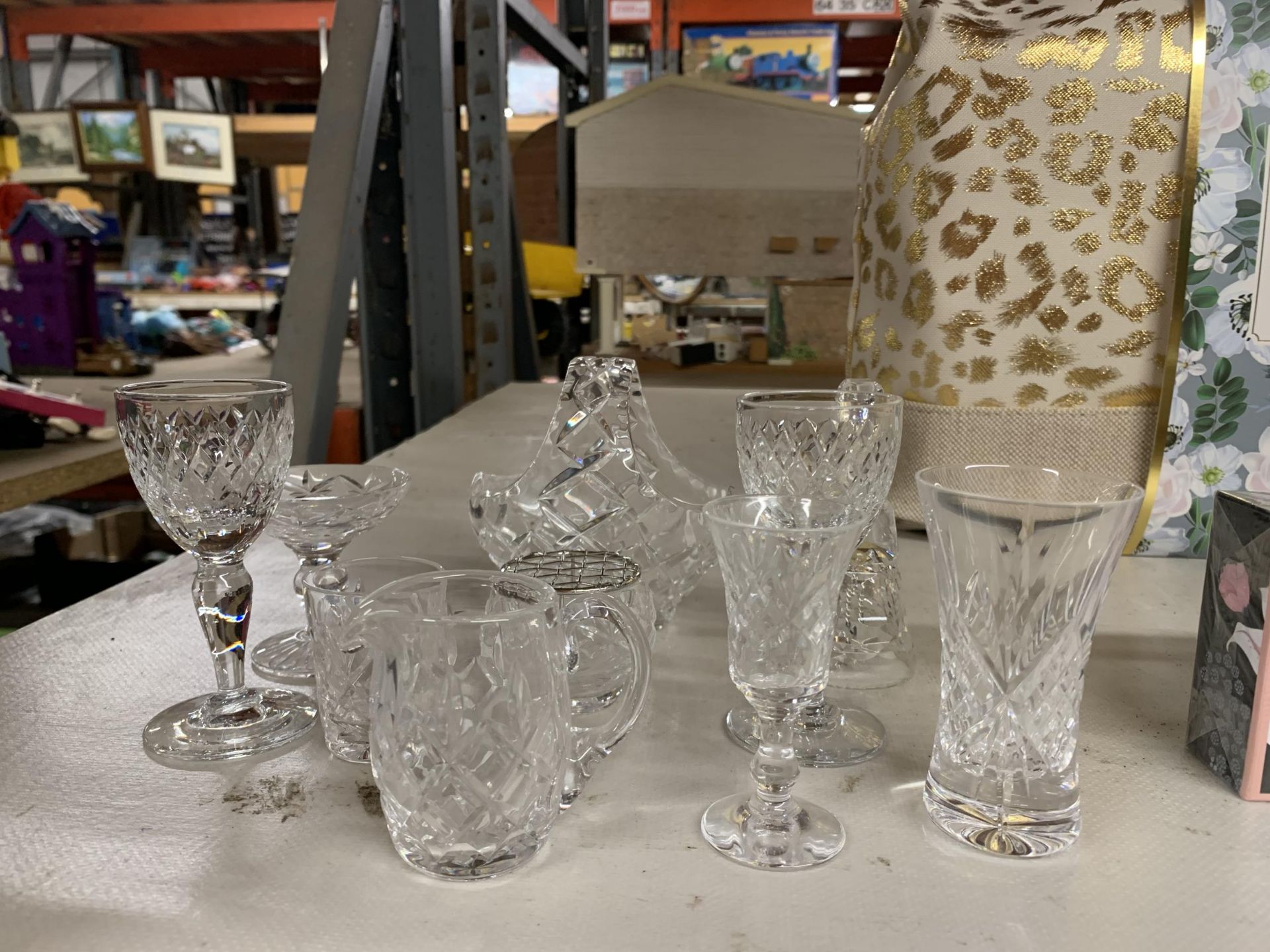 A QUANTITY OF MINIATURE CUT GLASS CRYSTAL ITEMS TO INCLDE POSY BOWL, BELL, VASES, JUG, GLASSES, ETC