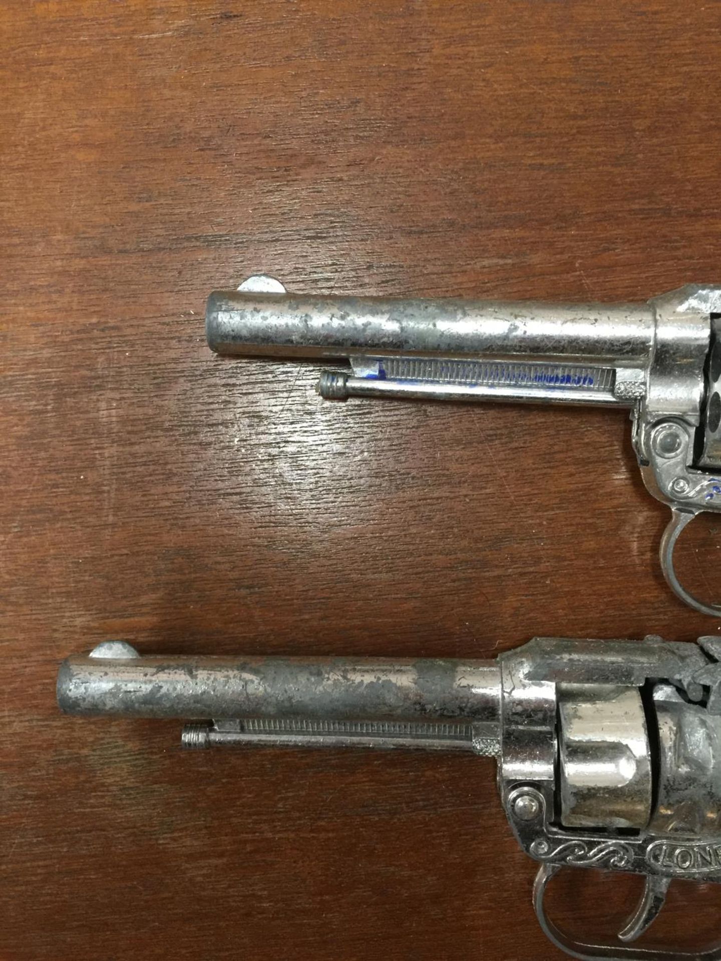 TWO VINTAGE LONESTAR TOY GUNS - Image 3 of 3