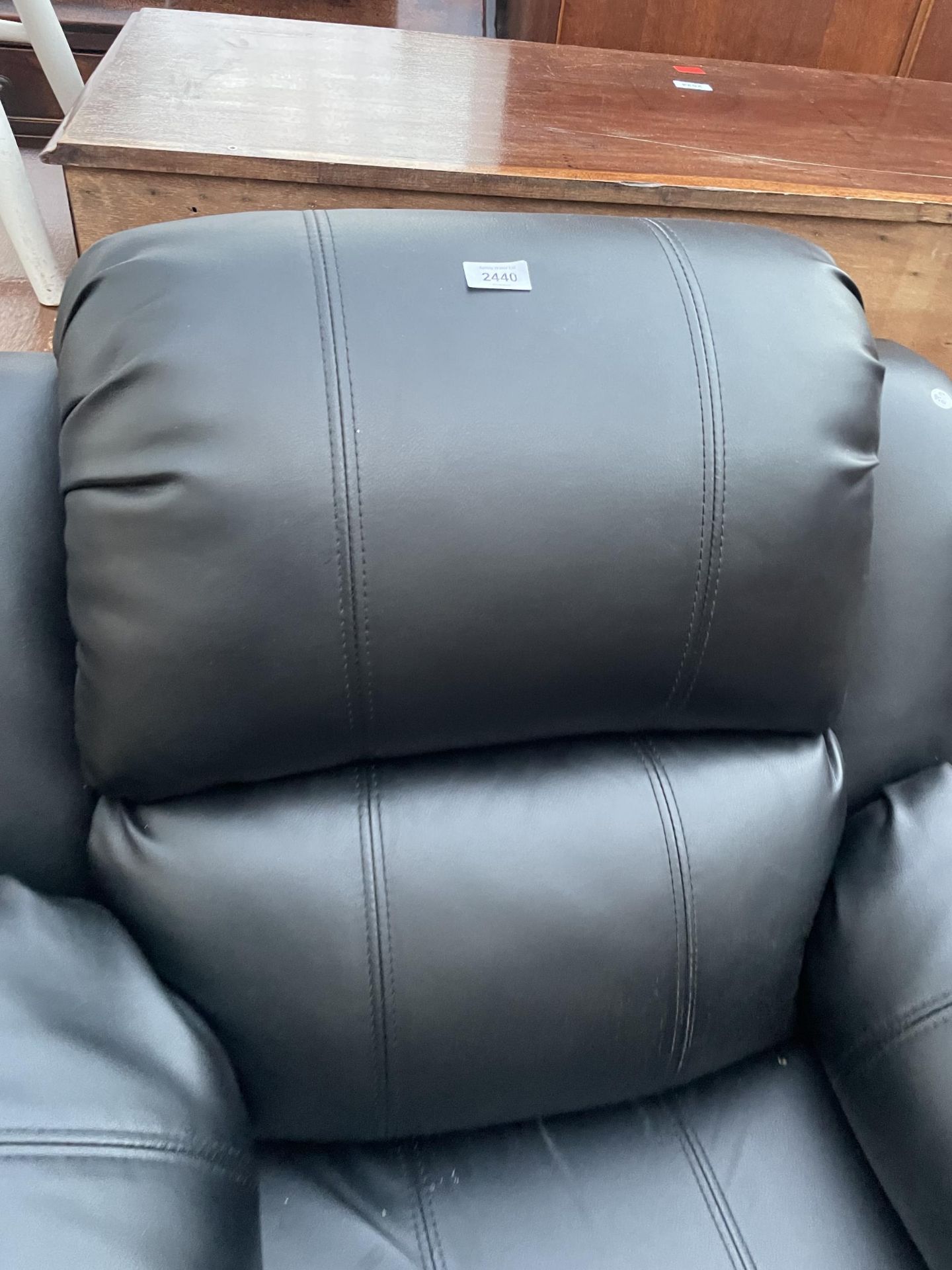 A MODERN DUNELM BLACK FAUX LEATHER RECLINER CHAIR - Image 2 of 3