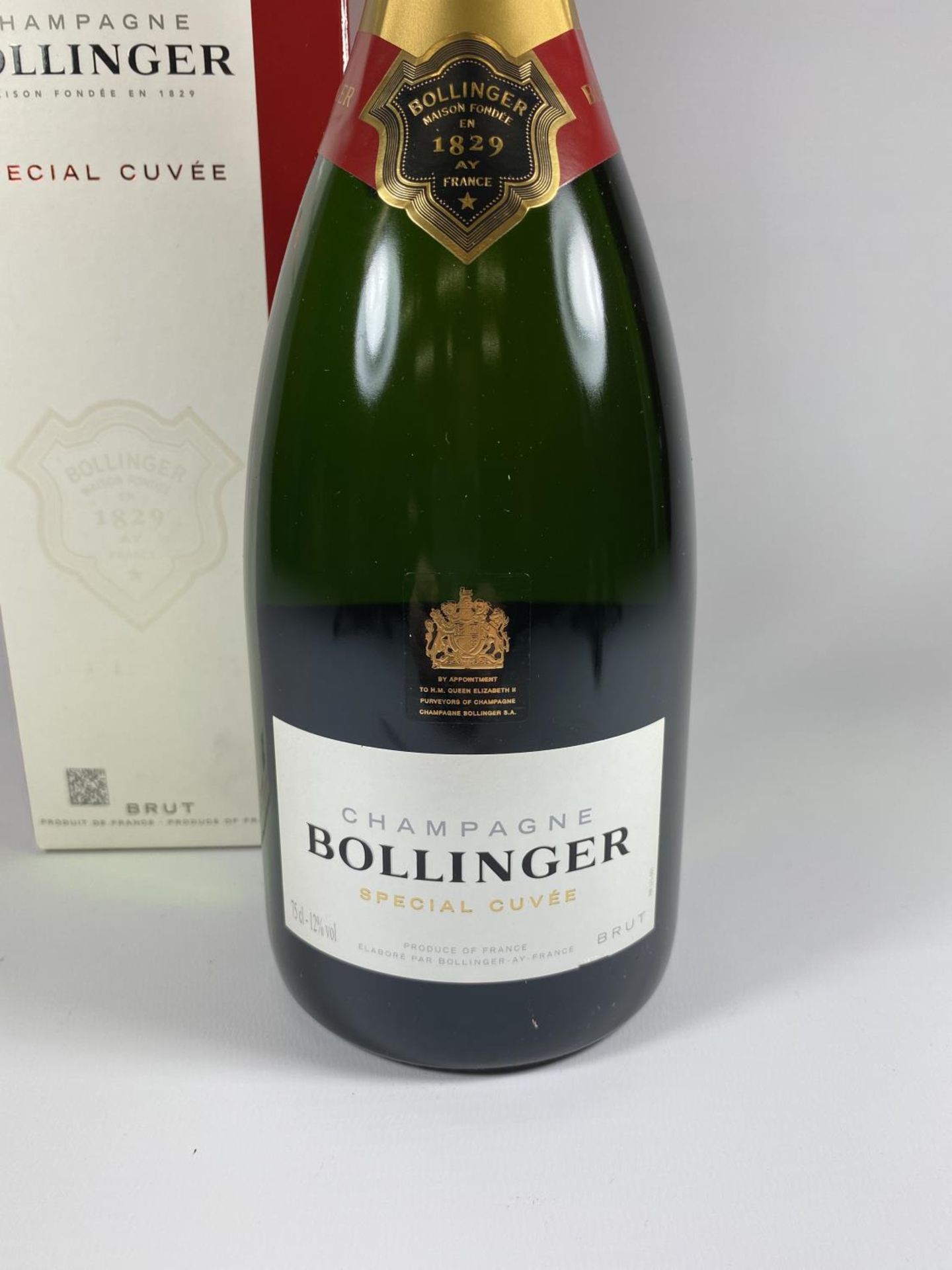 1 X 75CL BOXED BOTTLE - BOLLINGER SPECIAL CUVEE CHAMPAGNE - Image 2 of 3