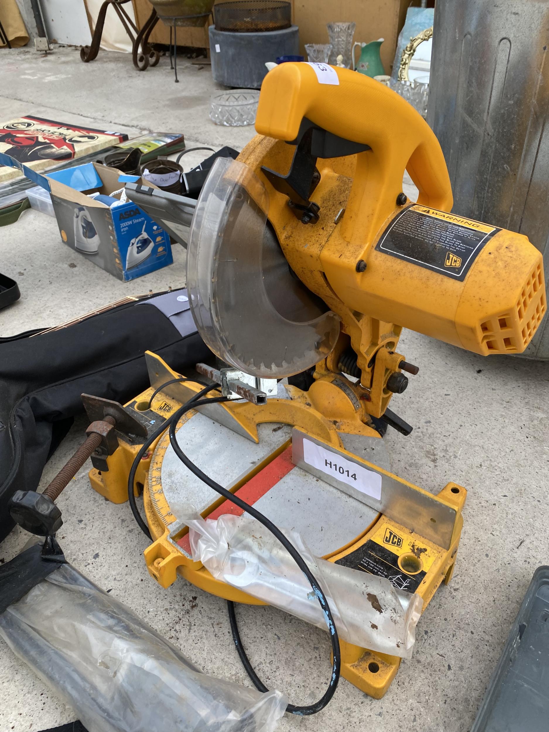 A JCB ELECTRIC CIRCULAR MITRE SAW