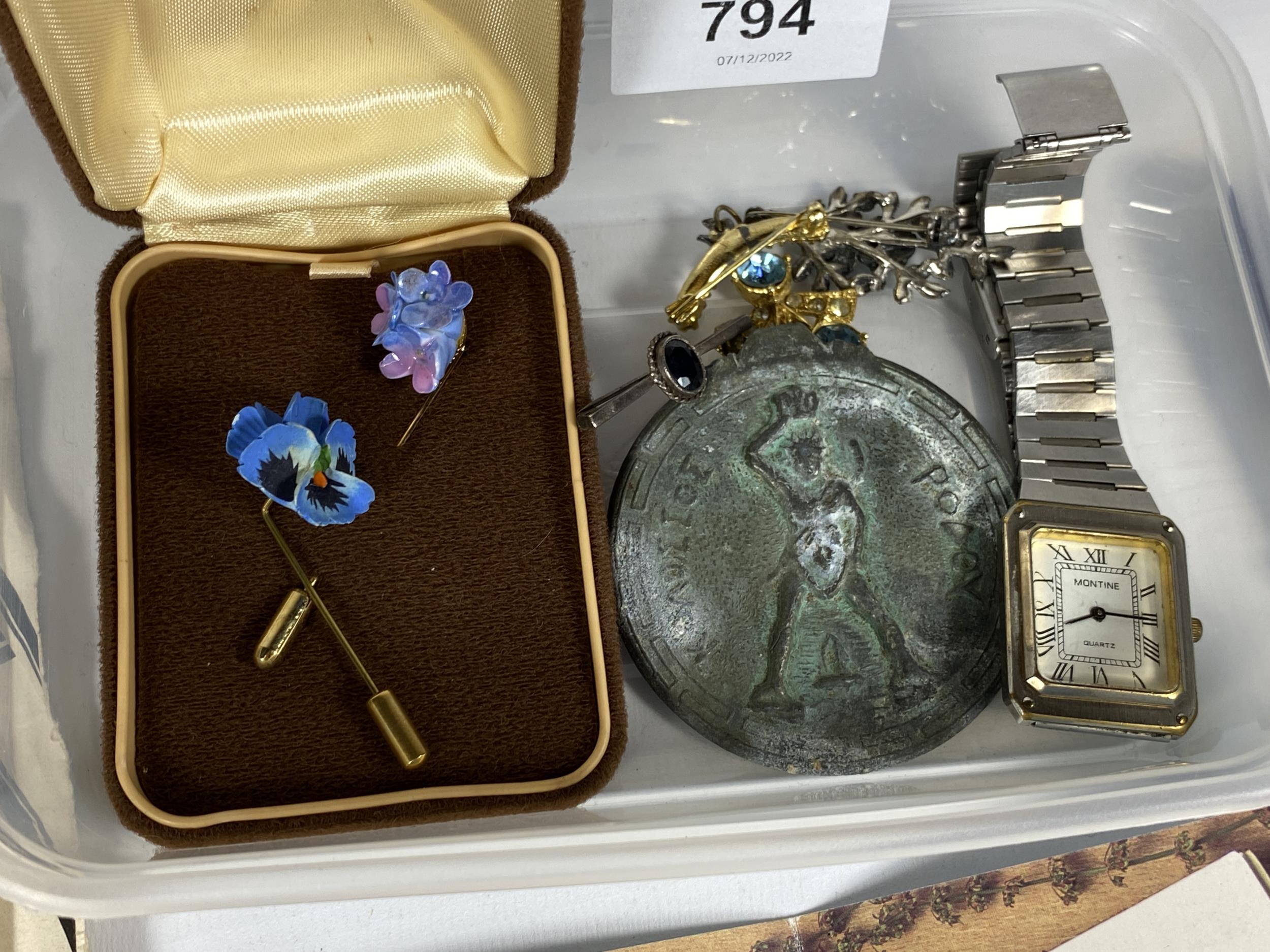 A MIXED LOT OF ITEMS TO INCLUDE A BRONZE COIN, LADIES WATCH AND BIRD STAMPS - Image 2 of 2