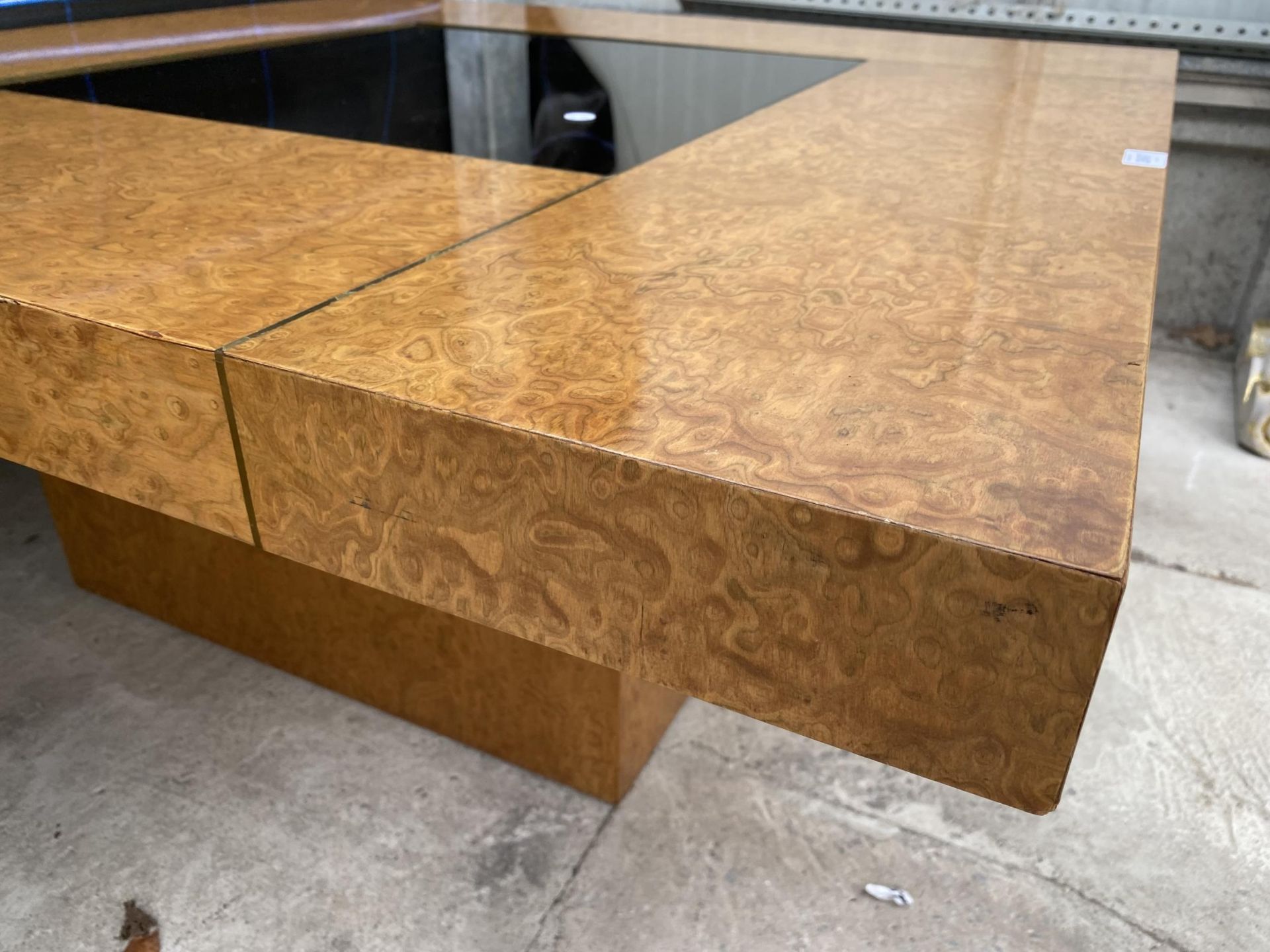 A BIRDSEYE MAPLE COFFEE TABLE WITH INSET GLASS TOP, 39" SQUARE - Image 3 of 3