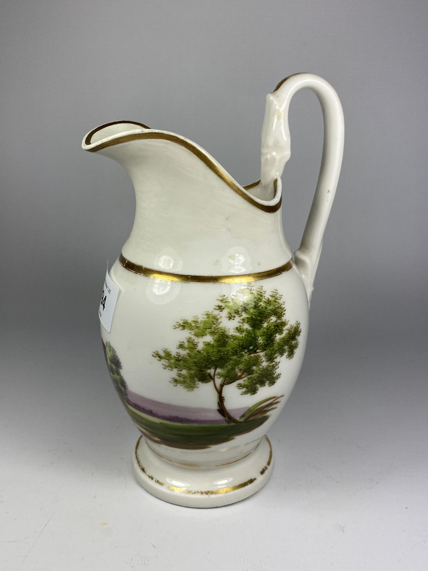 A 19TH CENTURY PORCELAIN JUG WITH HAND PAINTED MANOR HOUSE DESIGN - Image 2 of 4