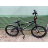 A MONGOOSE MNG BMX BIKE