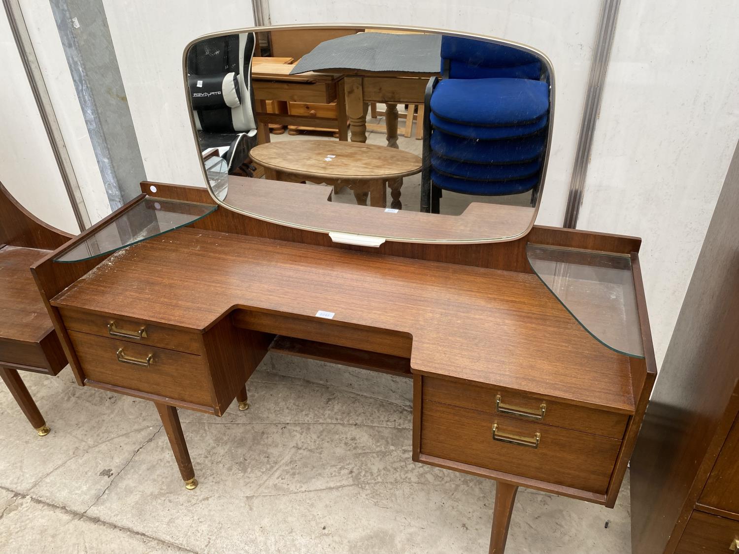 A RETRO G-PLAN E.GOMME DRESSING TABLE, 51" WIDE