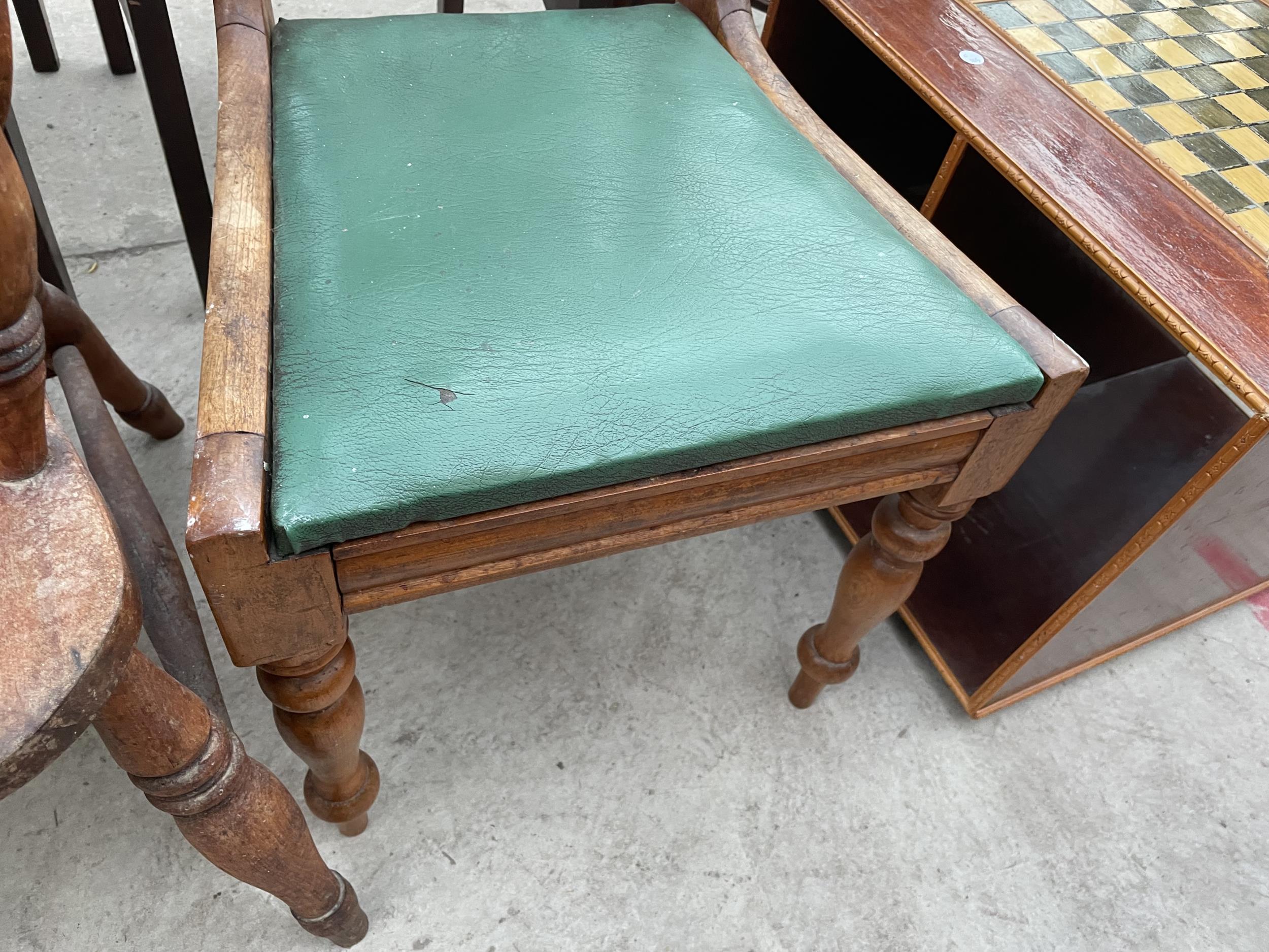 A VICTORIAN ELM AND BEECH FARMHOUSE CHAIR AND SATINWOOD DINING CHAIR - Image 5 of 5