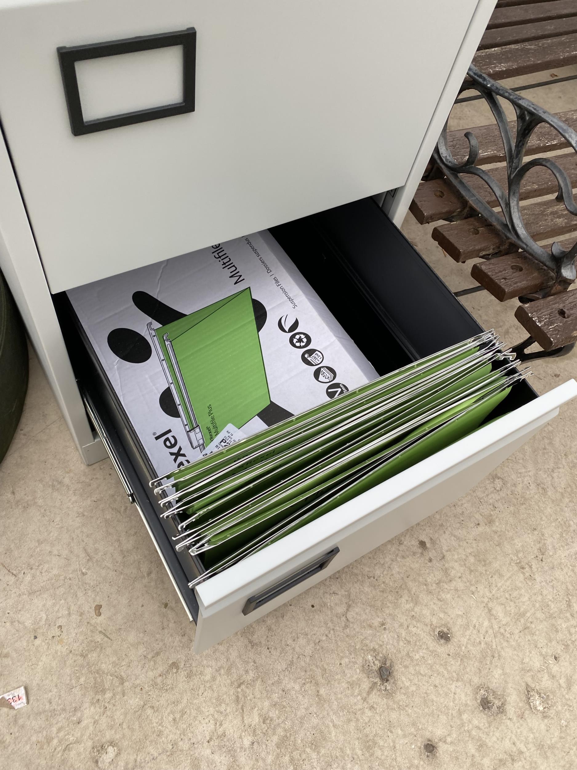 A TWO DRAWER METAL FILING CABINET - Image 4 of 4