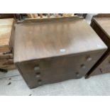 A MID 20TH CENTURY OAK CHEST OF THREE DRAWERS, 30" WIDE