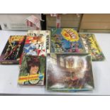 SIX VINTAGE BOXED GAMES AND JIGSAWS TO INCLUDE NEWSDESK, ALICE IN WONDERLAND, ALARM, DONNY OSMOND