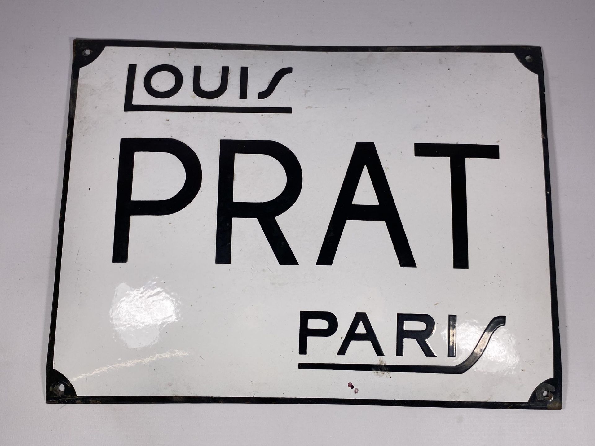 A LOUIS PRAT PARIS ART GALLERY ENAMEL SIGN, 30 X 40CM