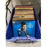 A QUANTITY OF 33RPM VINYL RECORDS TO INCLUDE SHIRLEY BASSEY, SLIM WHITMAN, JIM REEVES, ENGELBERT