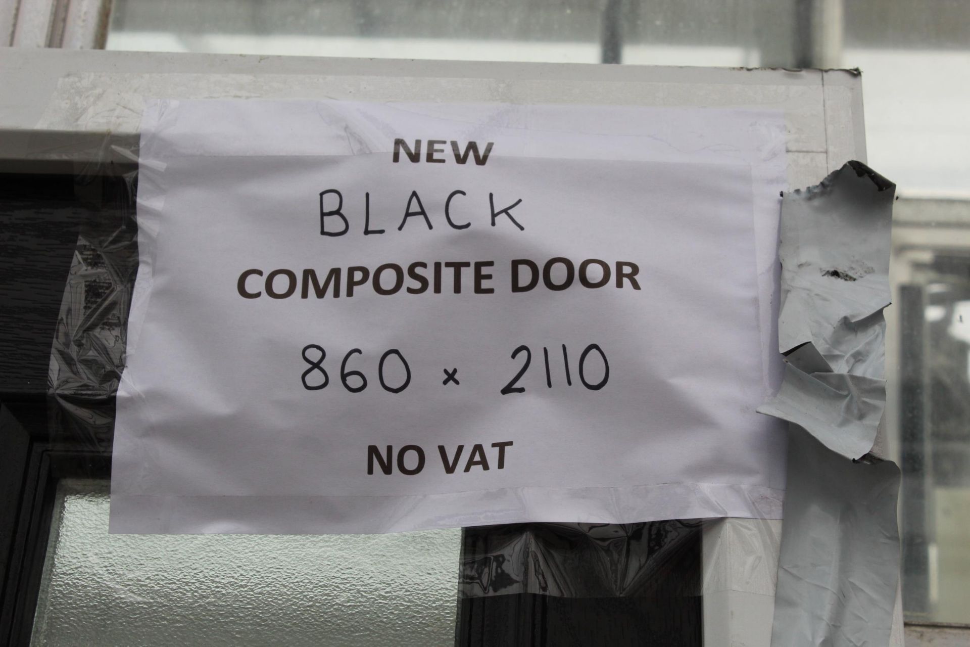 A NEW BLACK COMPOSITE DOOR AND FRAME 860MM X 2110MM WITH 3 KEYS NO VAT - Image 3 of 3