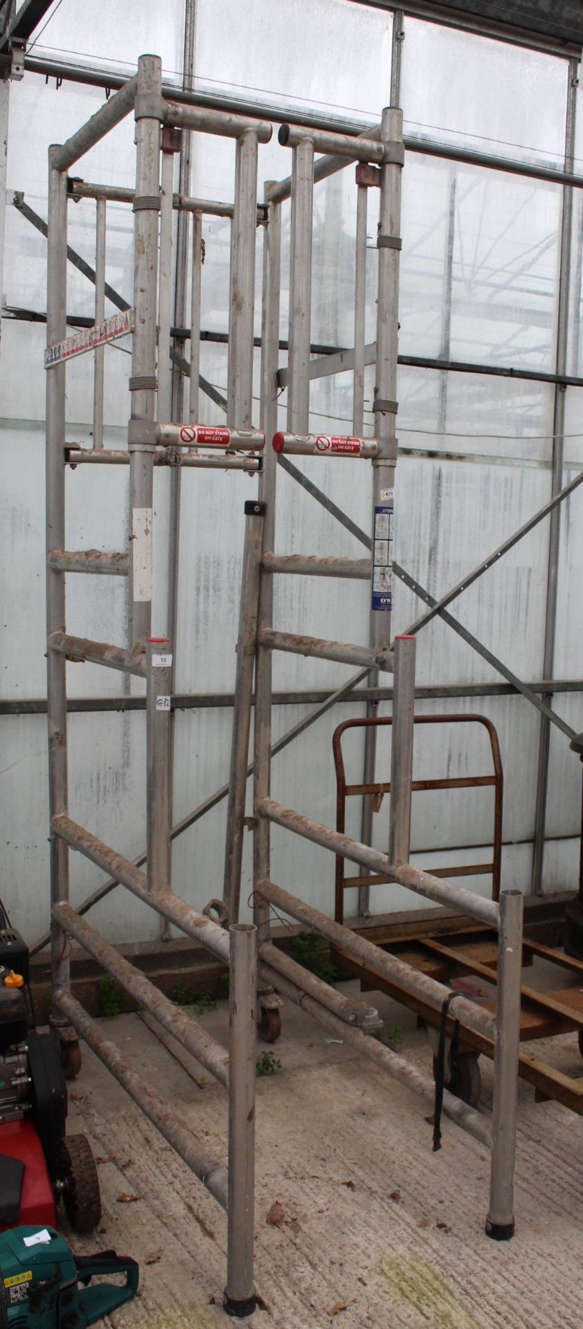 ALUMINIUM SCAFFOLDING PLATFORM NO VAT