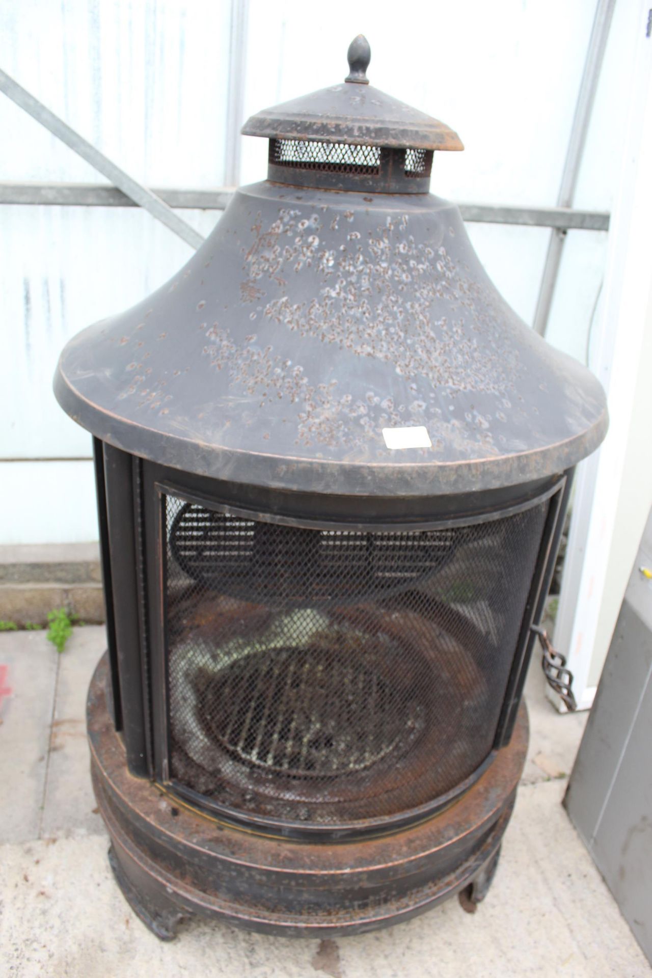 FIRE PIT WITH PIZZA SHELF NO VAT